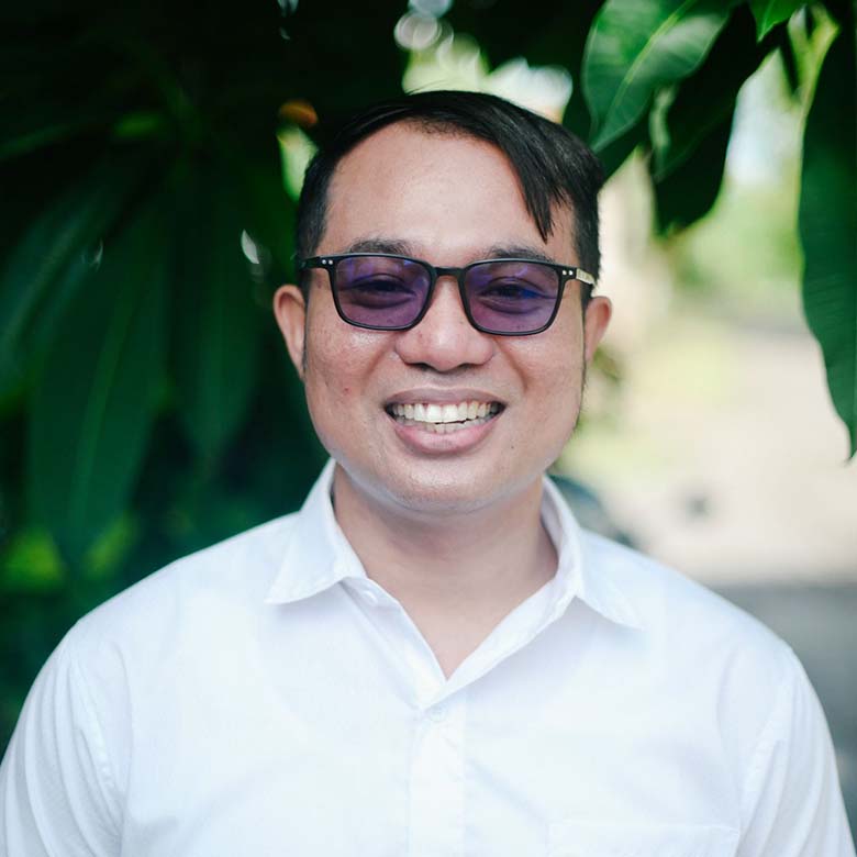 Kadek Suryatono